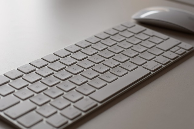 klávesnice pro psaní článků.jpg